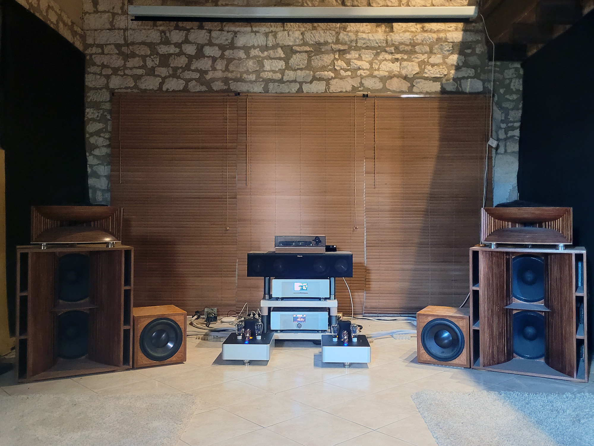 [Image: 26040807100214280118742218.jpg]